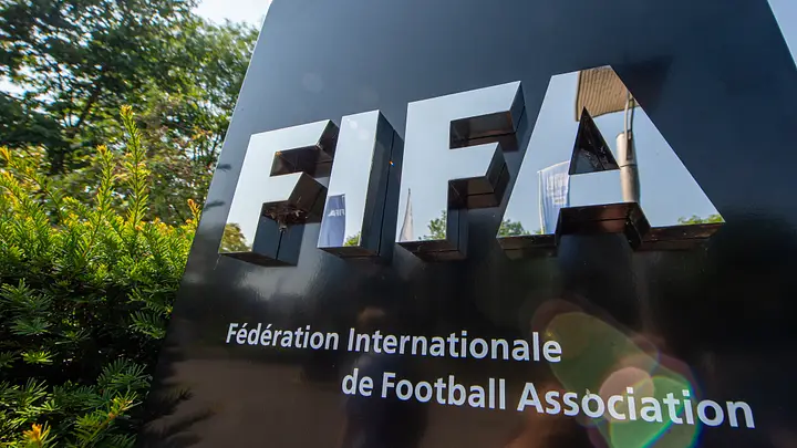 Rabat se prepara para unas elecciones de la FIFA marcadas por la tensión.