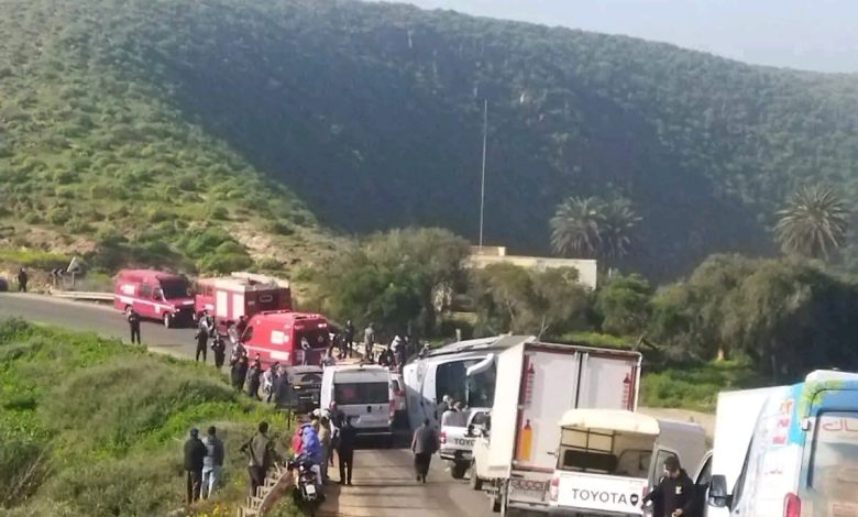 Cuatro falle.cido.s y decenas de herid.os tras el vuelco de un autobús de la DGSN cerca de Sidi Ifni.