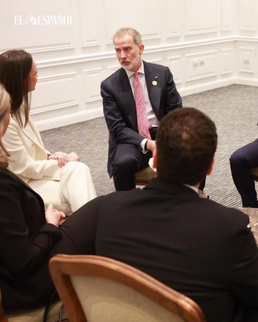 👑🇪🇸🇻🇪 Felipe VI ha mantenido un encuentro con la líder opositora venezolana María Corina Ma.jpg