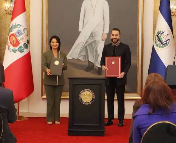 Bukele y Keiko Fujimori sellan un acuerdo para reforzar la cooperación entre El Salvador y Perú