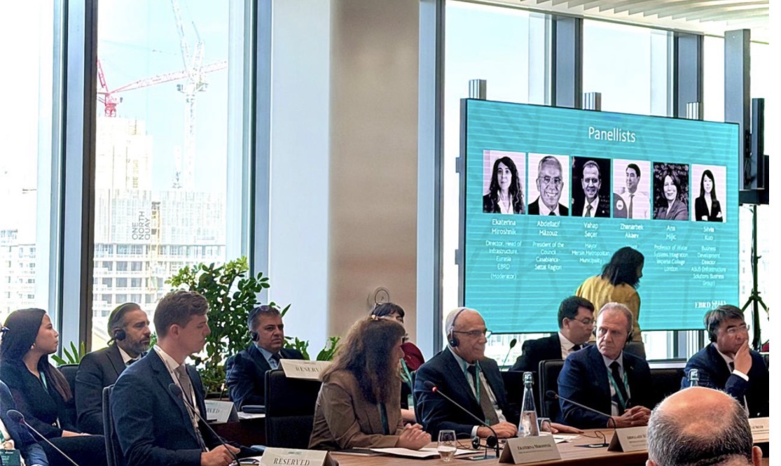 El presidente de la Región Casablanca-Settat presenta en Londres la estrategia marroquí para reforzar la seguridad hídrica.