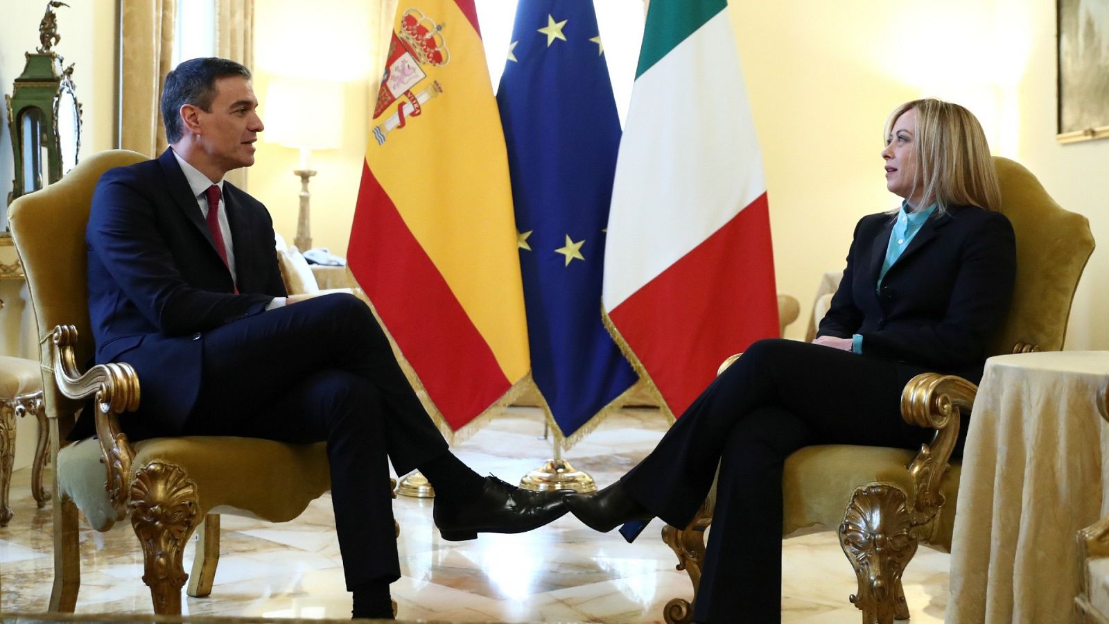 Crisis entre Madrid y Roma: Italia se niega a retirar los controles.