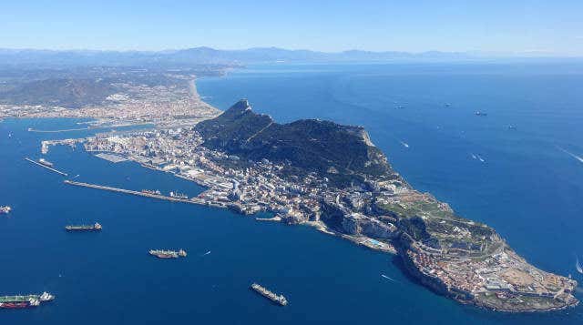 Bourita: El Estrecho de Gibraltar es una responsabilidad para Marruecos, no una herramienta de presión