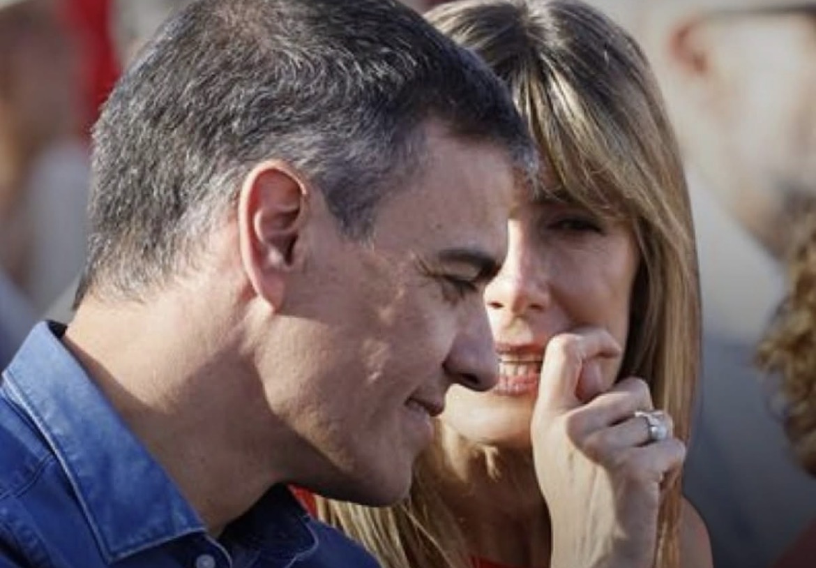Begoña Gómez será juzgada por presunto tráfico de influencias y malversación.