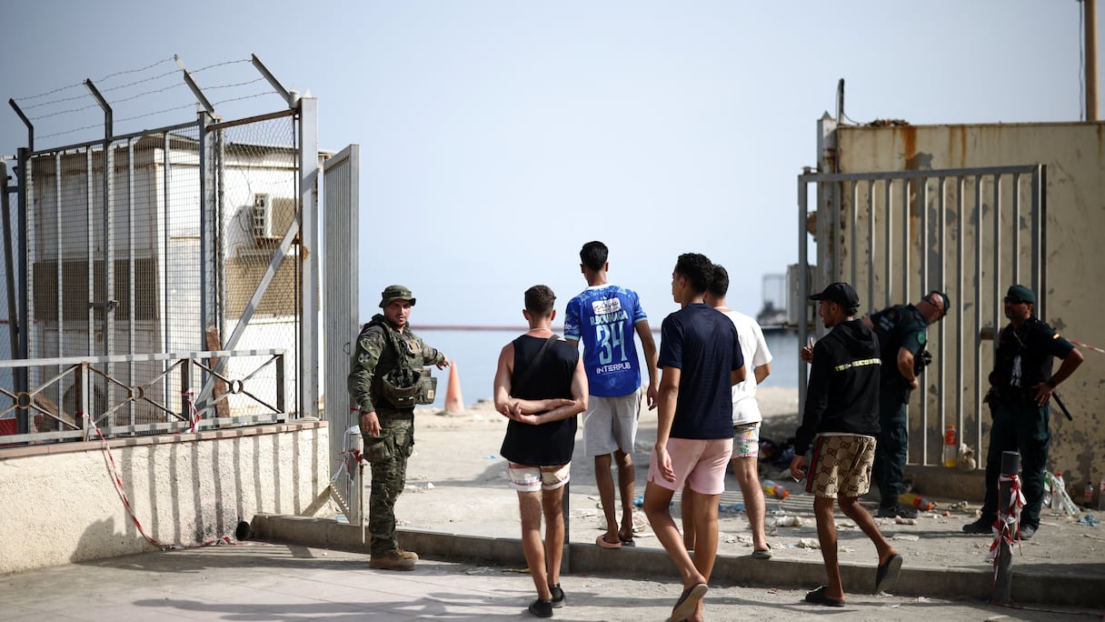 El decreto ley sobre la devolución de migrantes en España plantea interrogantes jurídicos y humanitarios.