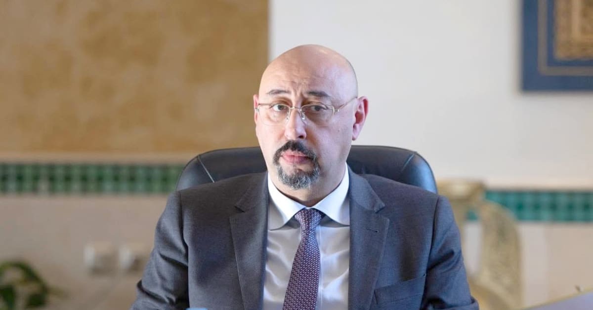 El alcalde de Tánger, del PAM, guarda silencio y la Fiscalía prorroga su custodia policial