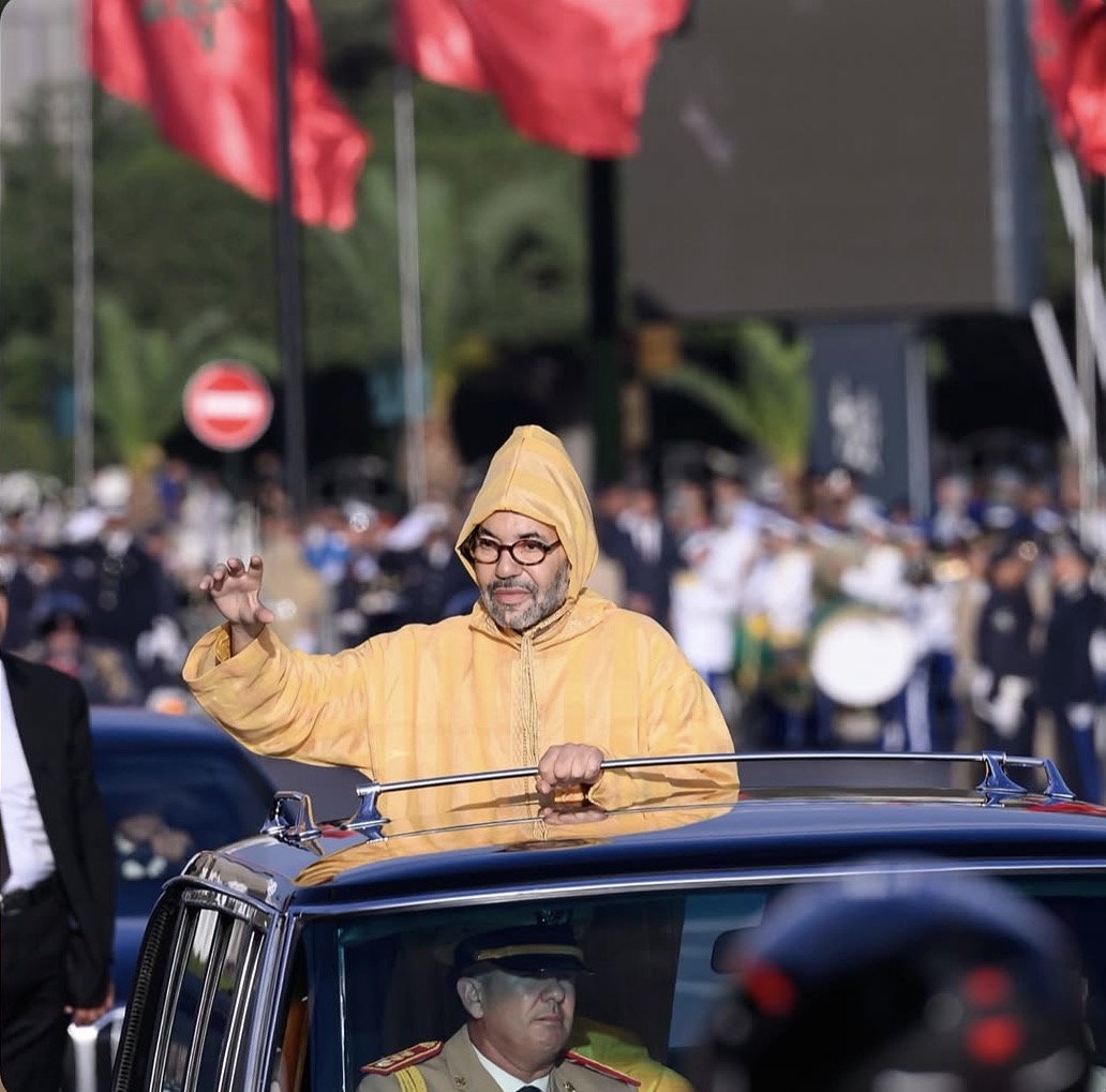 Su Majestad el Rey Mohamed VI rechaza el “chantaje” a Marruecos y defiende la responsabilidad compartida en materia migratoria.