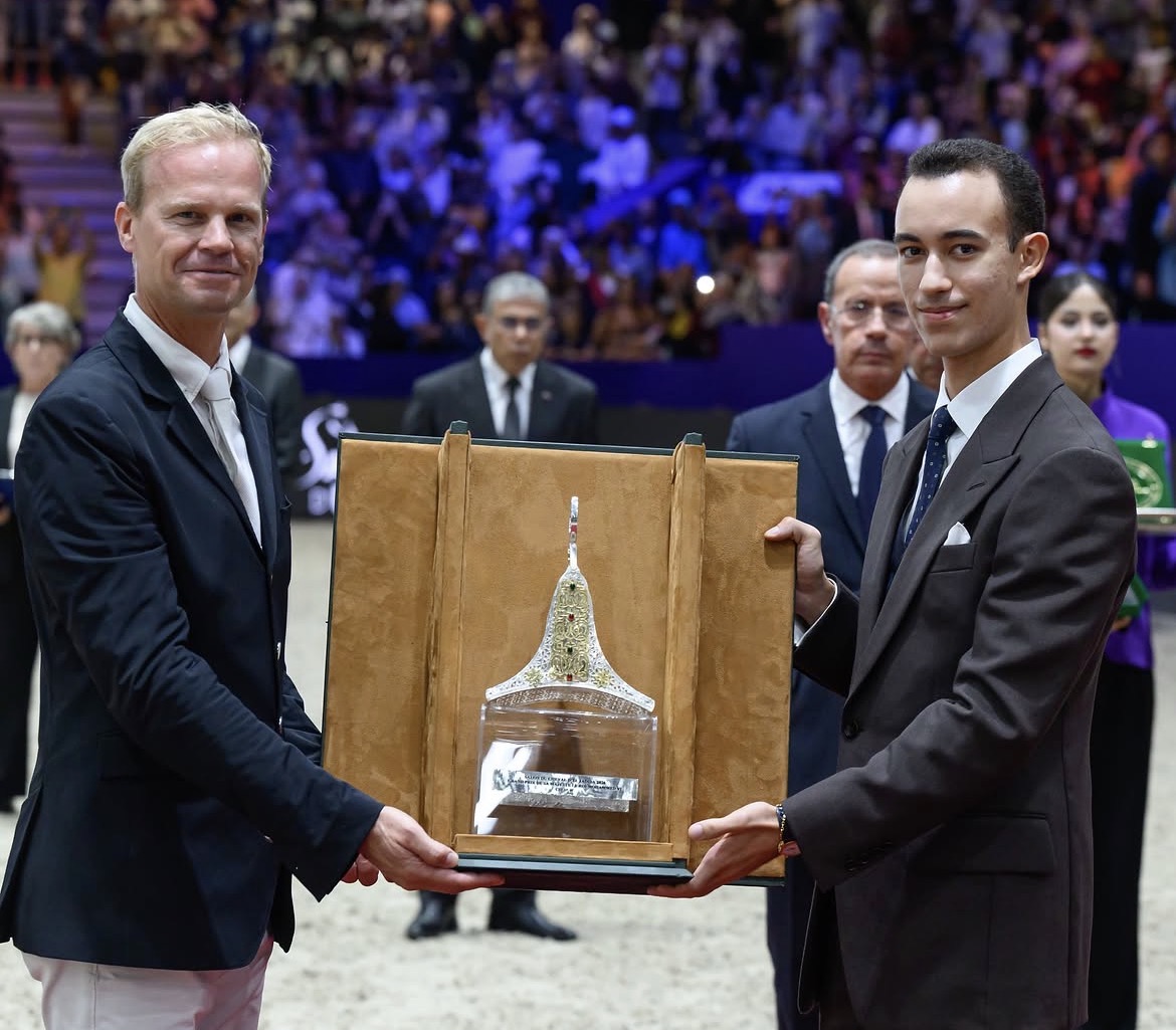 Moulay El Hassan preside la entrega del Gran Premio de Su Majestad el Rey Mohammed VI de salto ecuestre.