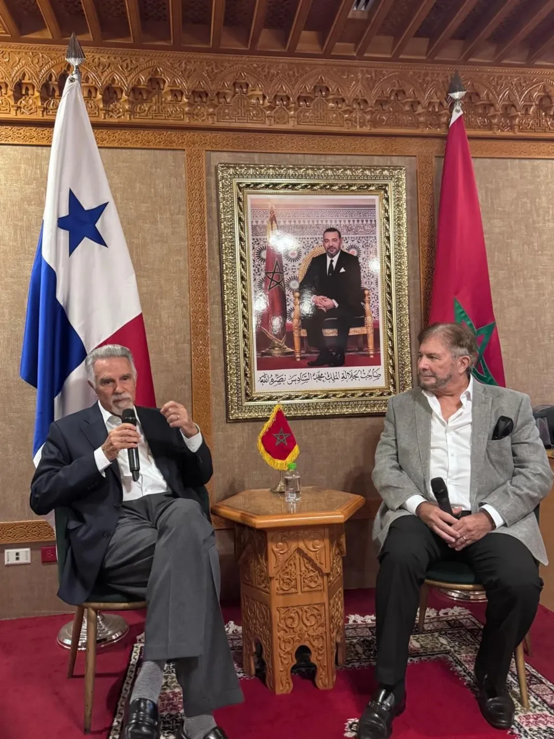 La Biblioteca Rey Mohammed VI del Parlatino fue escenario del Salón Cultural de Gala de Pennyti.webp