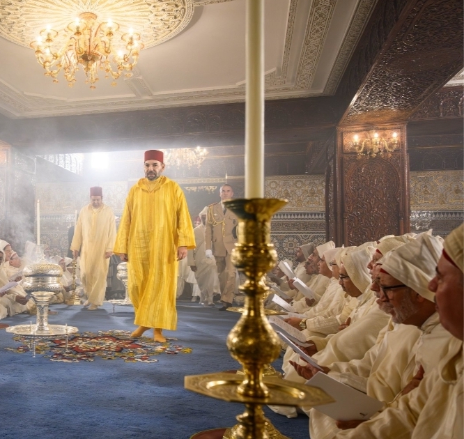Su Majestad el Rey Mohammed VI preside la noche sagrada de Laylat al-Qadr en el Palacio Real.