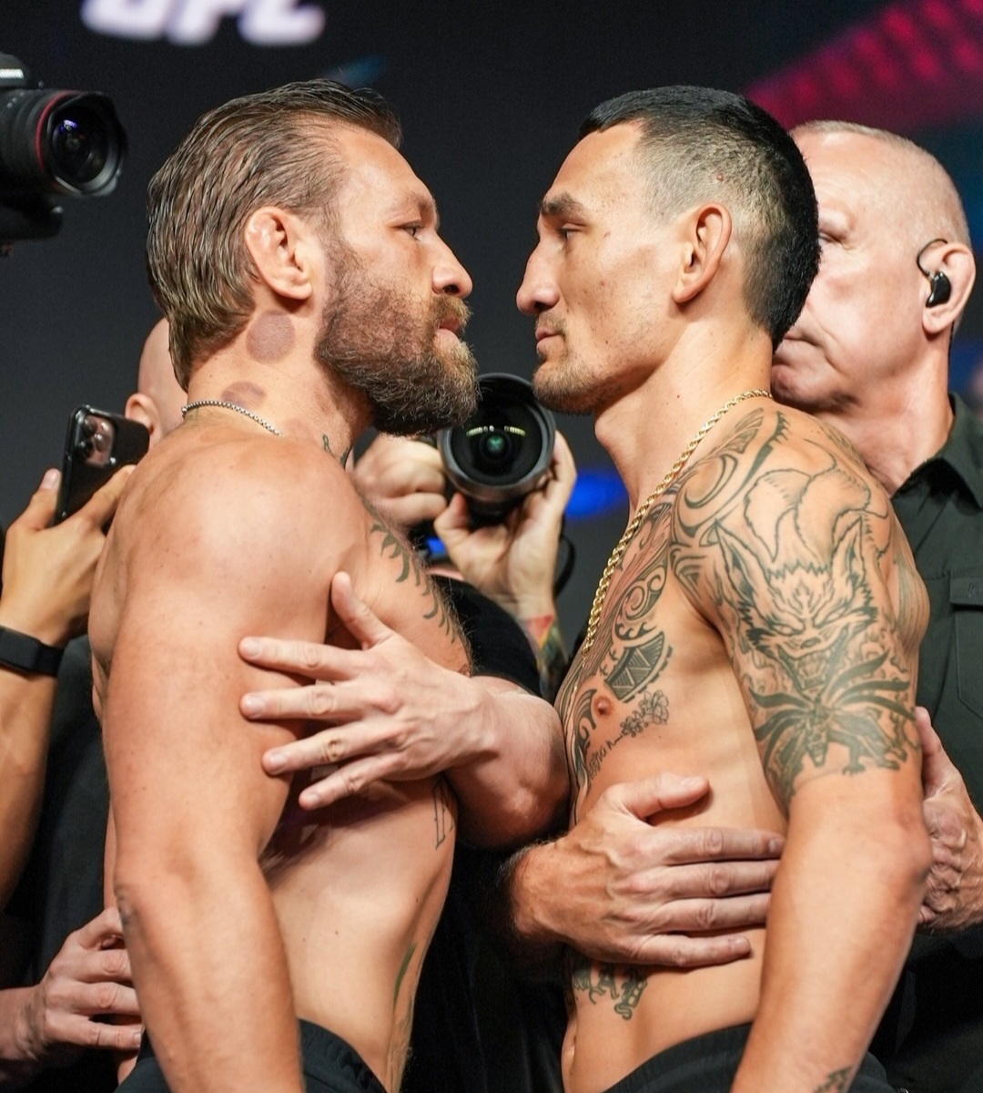 El regreso más esperado del MMA: McGregor vuelve al octágono esta noche en Las Vegas para la revancha con Holloway 13 años después