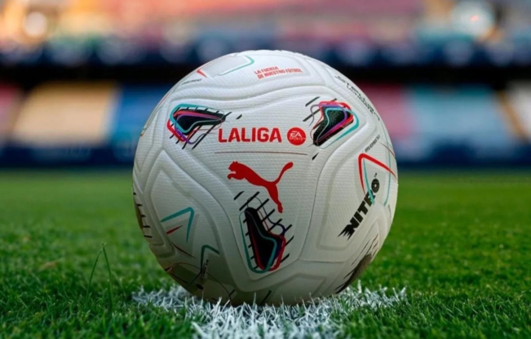 El nuevo balón inteligente de LaLiga falla en su segundo partido y retrasa el Sevilla-Rayo