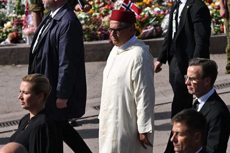 Akhannouch representa a Su Majestad el Rey en el último adiós a Harald V.