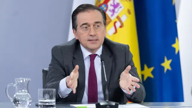 Albares: “No existe una solución militar para esta crisis”