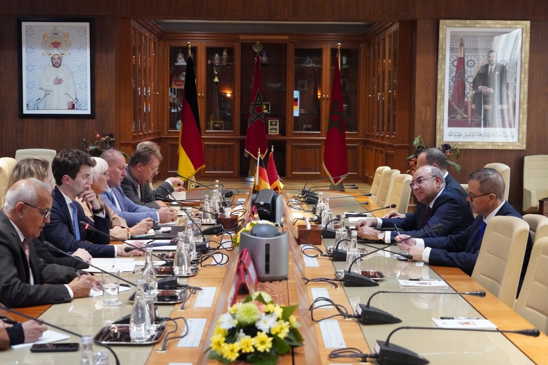 استقبل نائب رئيس مجلس النواب السيد محمد غيات يوم الخميس 09 ابريل 2026 بمقر المجلس في الرباط، رئي (1).jpg