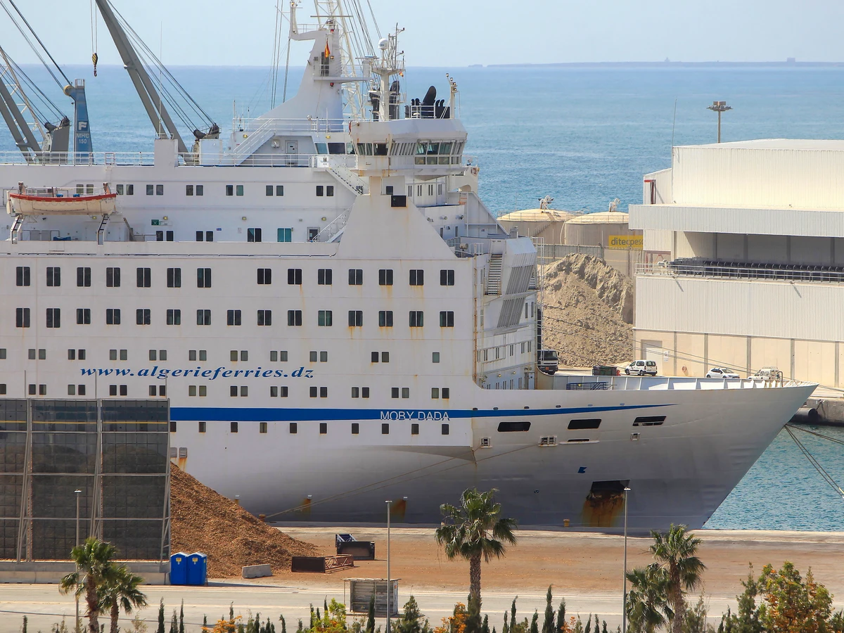 La flota argelina afronta nuevas dudas tras la retención de un buque en Alicante.