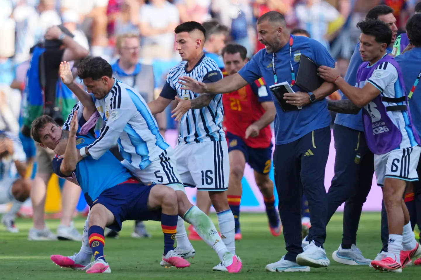 La FIFA abre expediente disciplinario tras los incidentes en la final del Mundial
