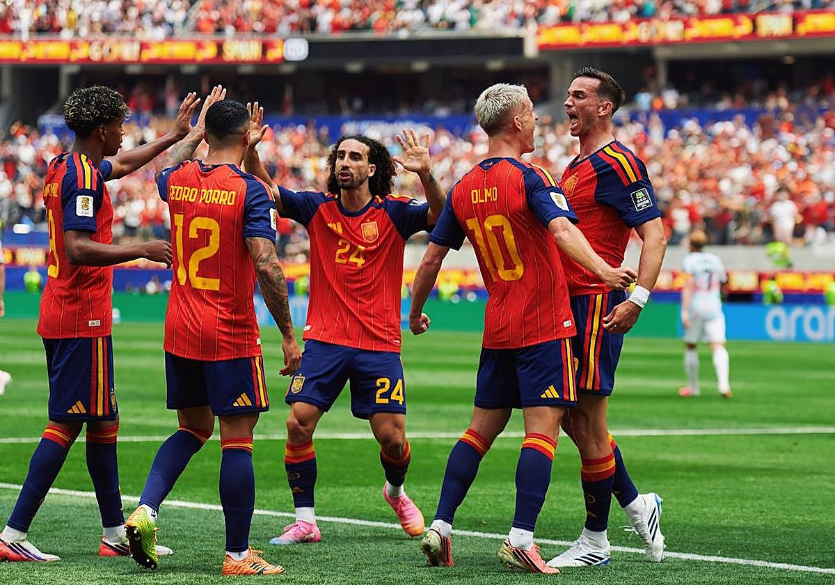 Merino vuelve a ser el héroe de España: gol en el 87 ante Bélgica y La Roja en semifinales del Mundial por primera vez desde 2010