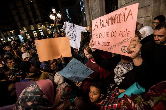 España bate récord de delitos de odio en medio de la crisis migratoria con Marruecos