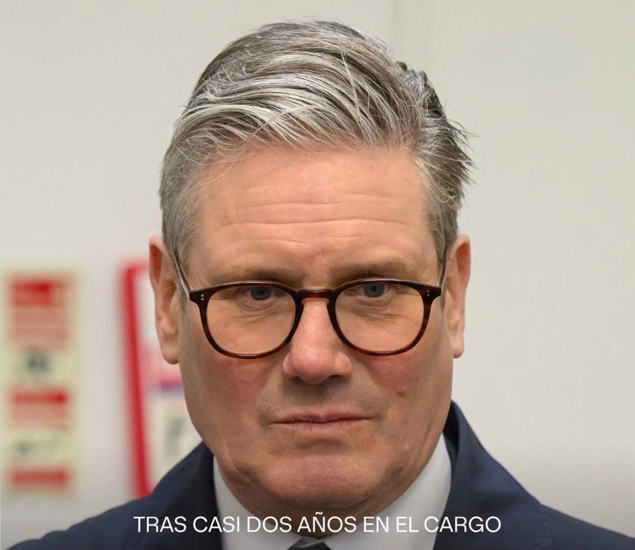 Starmer anuncia su dimisión como primer ministro del Reino Unido.
