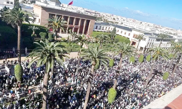 Docentes marroquíes exigen el sábado libre y una jornada de 18 horas semanales en una nueva protesta